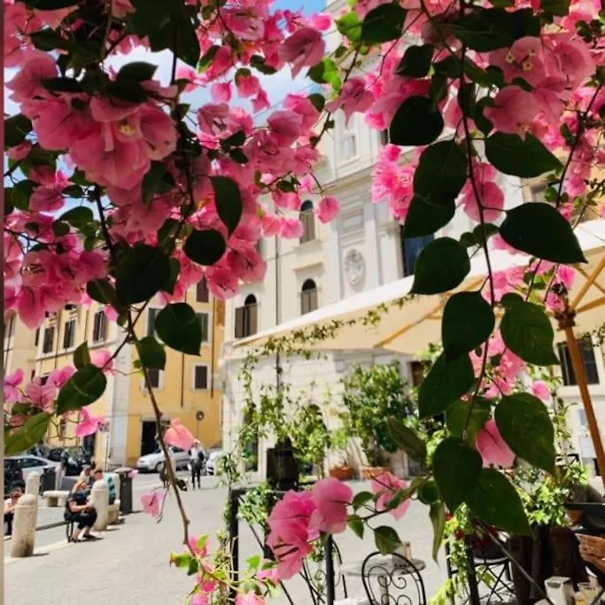 Best Authentic Apartment Monti 5 Mins From Colosseum 0*, Rome